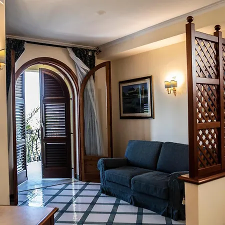 Hotel Garibaldi Milazzo Esterno foto
