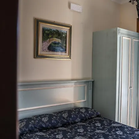 Hotel Garibaldi Milazzo Esterno foto
